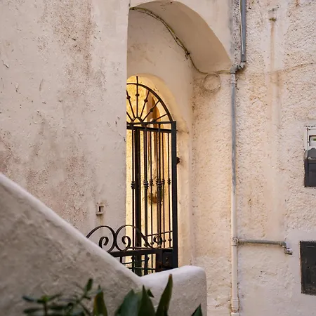 Casa Idia - Centro Storico Tra Comfort E Luce Apartamento Sperlonga