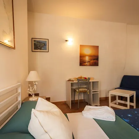 Casa Idia - Centro Storico Tra Comfort E Luce Sperlonga