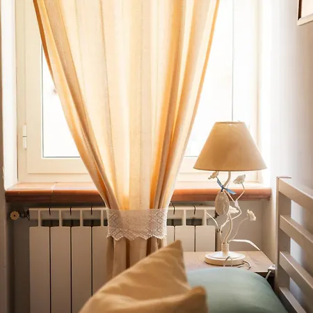 Casa Idia - Centro Storico Tra Comfort E Luce * Sperlonga