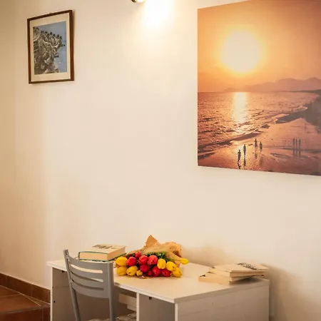 Casa Idia - Centro Storico Tra Comfort E Luce Apartamento Sperlonga